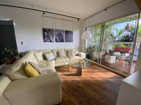Comfort and Design in a Cosmopolitan Neighborhood